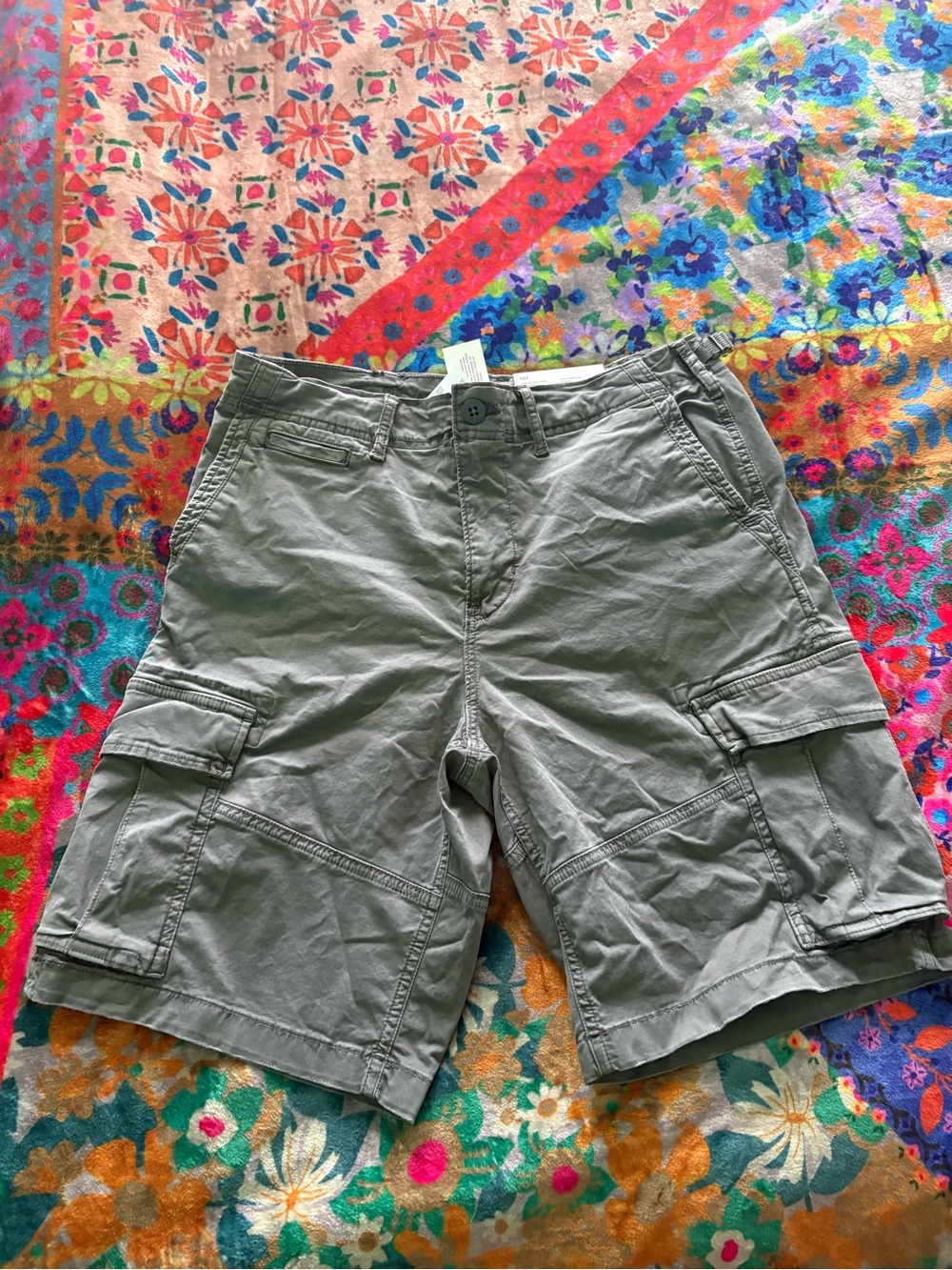 American Eagle Outfitters Men's Cargo Shorts - Grey
